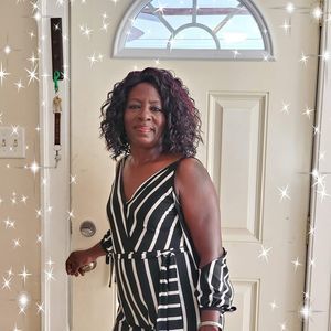 Meet your Posher, Loretta